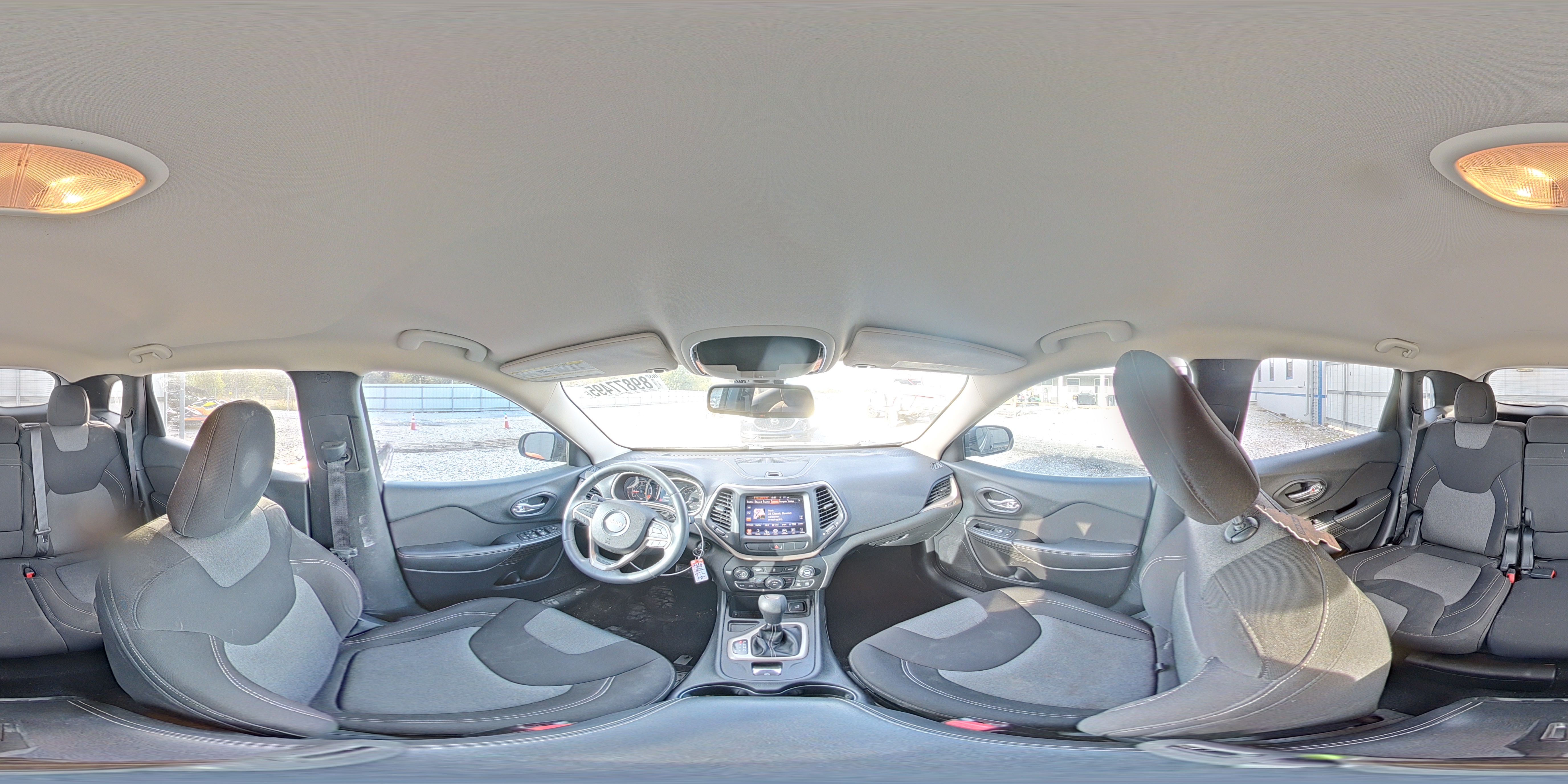 2014 Jeep Cherokee Latitude VIN: 1C4PJLCB3EW256518 Lot: 89877495