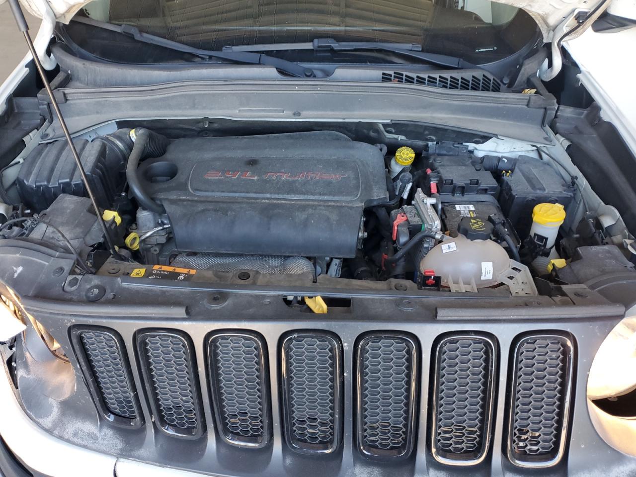 2017 Jeep Renegade Latitude VIN: ZACCJBBB0HPE85444 Lot: 84538345