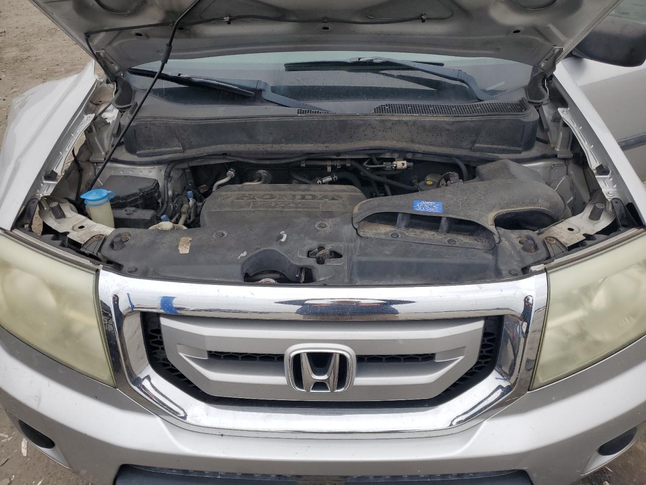 2011 Honda Pilot Lx VIN: 5FNYF4H25BB068913 Lot: 90725475