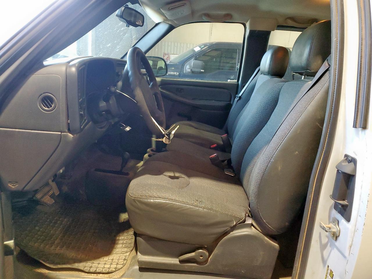 2004 Chevrolet Silverado K1500 VIN: 2GCEK19V141254296 Lot: 82352195