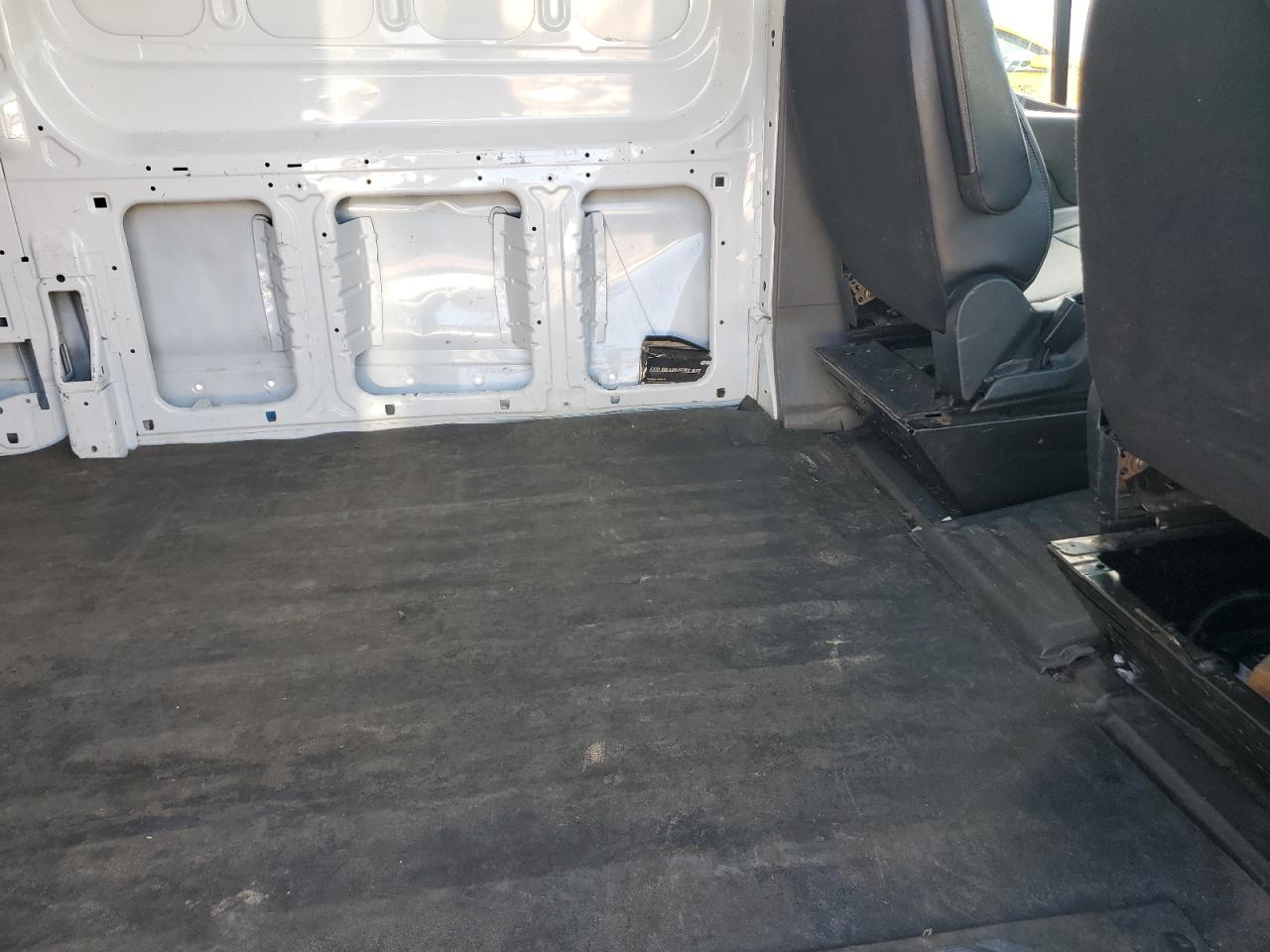 2021 Ford Transit T-250 VIN: 1FTBR1C85MKA29915 Lot: 85748655