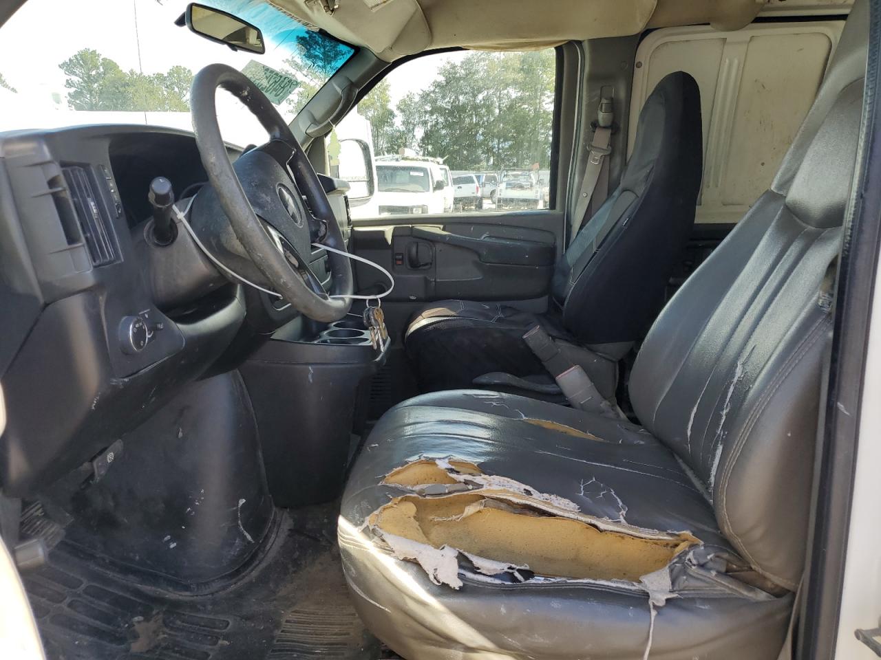 2008 Chevrolet Express G2500 VIN: 1GCGG25C681102627 Lot: 84625995