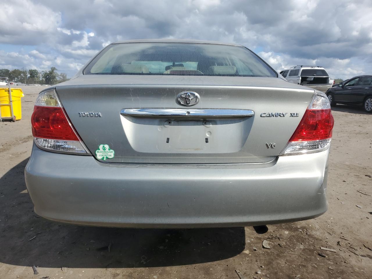 2006 Toyota Camry Le VIN: 4T1BF30K96U624032 Lot: 84063725