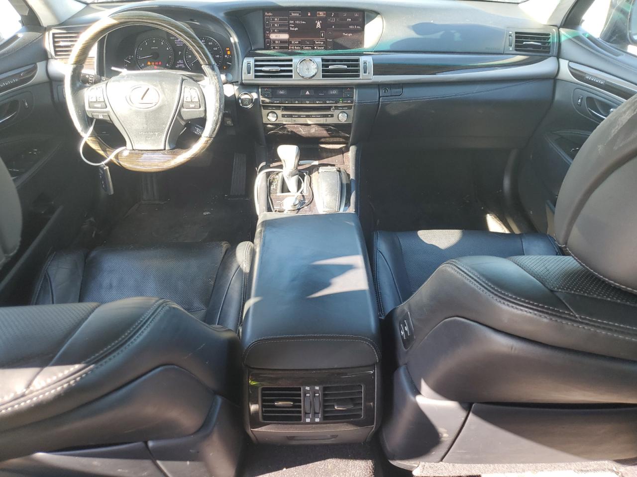 2015 Lexus Ls 460 VIN: JTHBL5EF6F5133267 Lot: 82521795