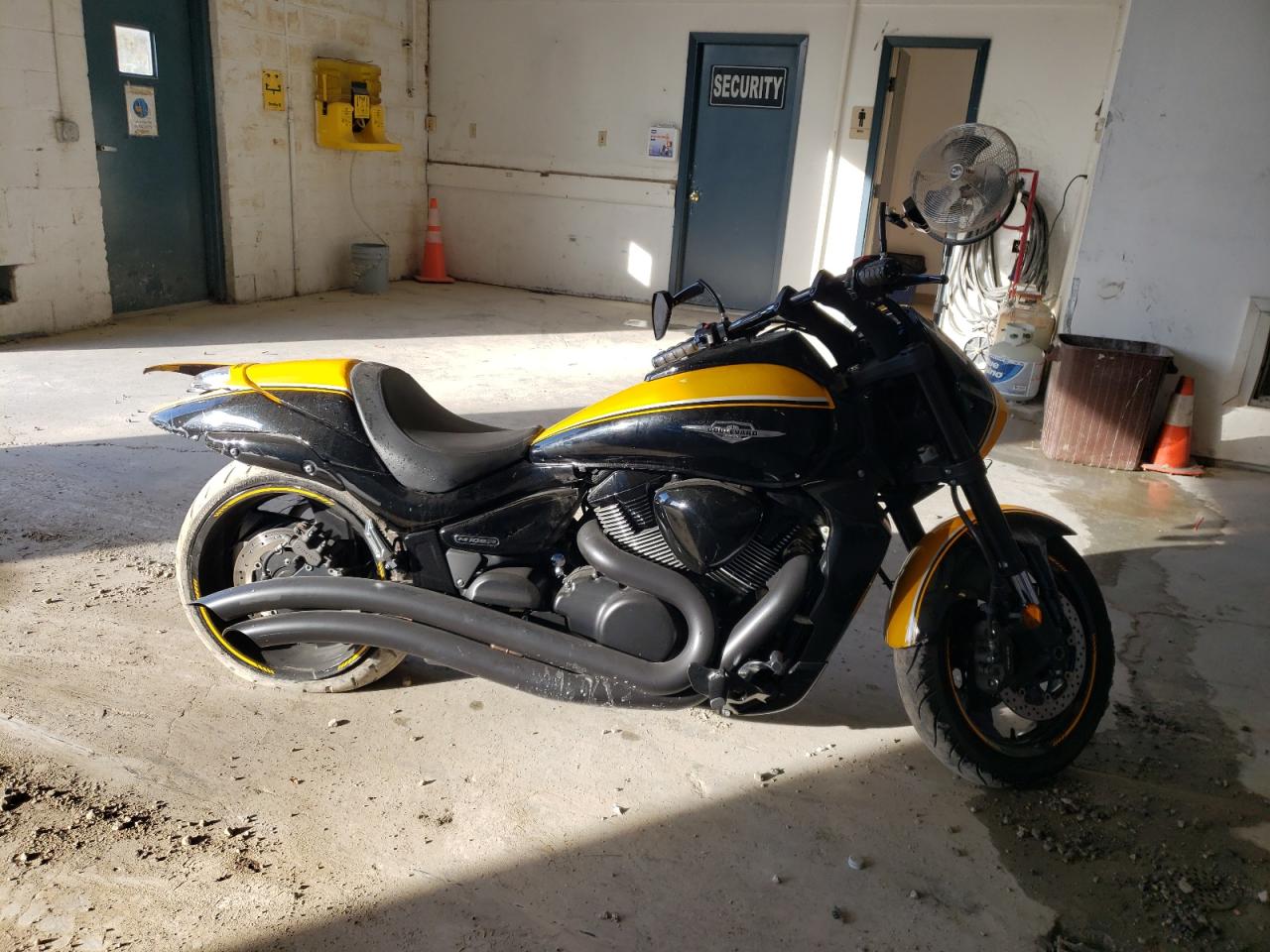 2014 Suzuki Vzr1800