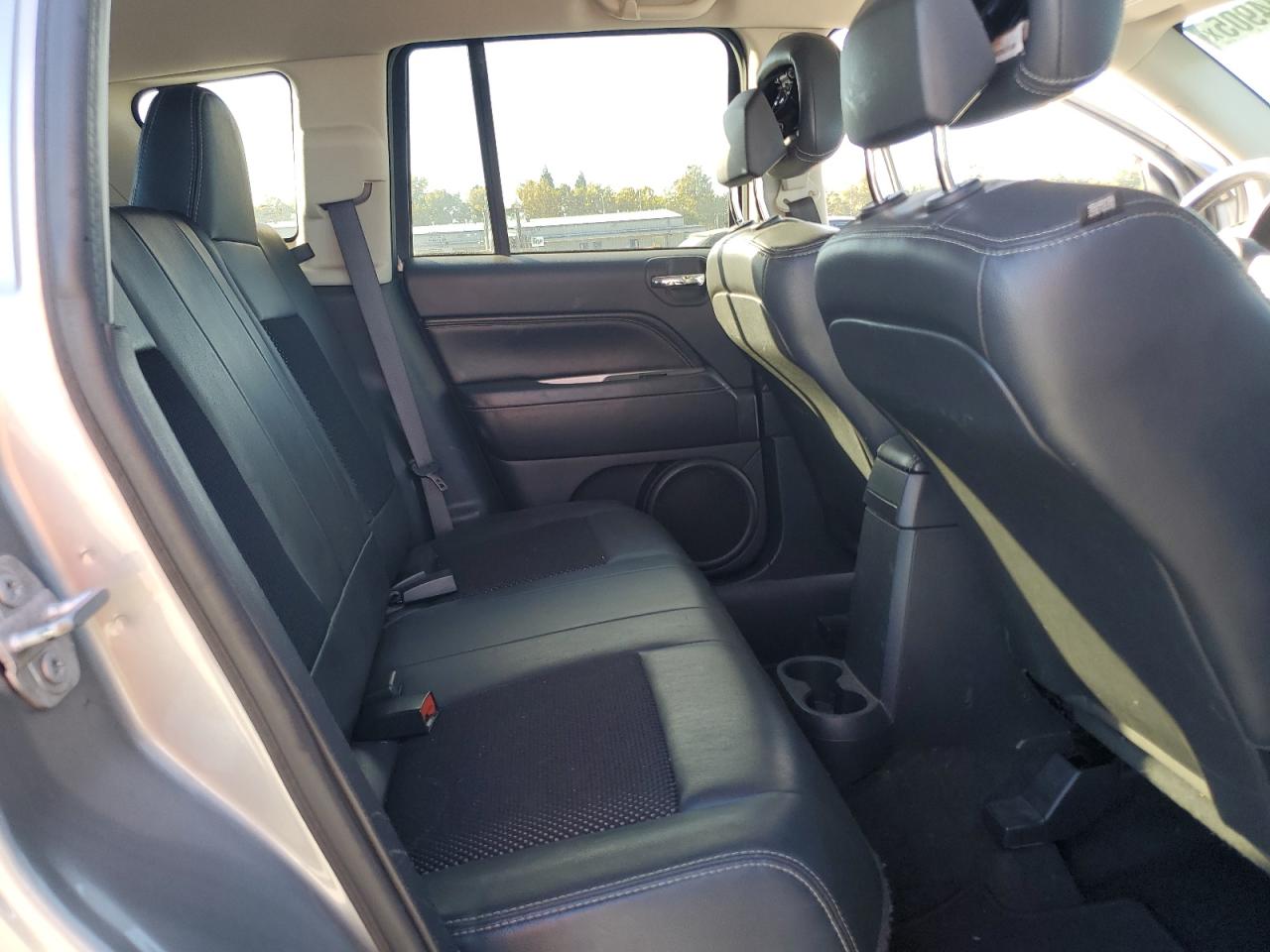 2016 Jeep Compass Latitude VIN: 1C4NJDEB7GD758523 Lot: 90304905