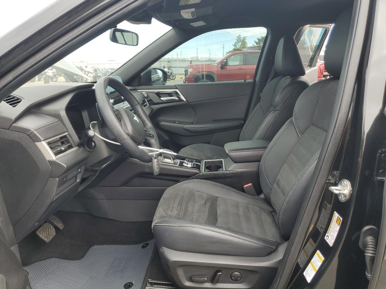 2023 Mitsubishi Outlander Se VIN: JA4J4UA88PZ039102 Lot: 81729115