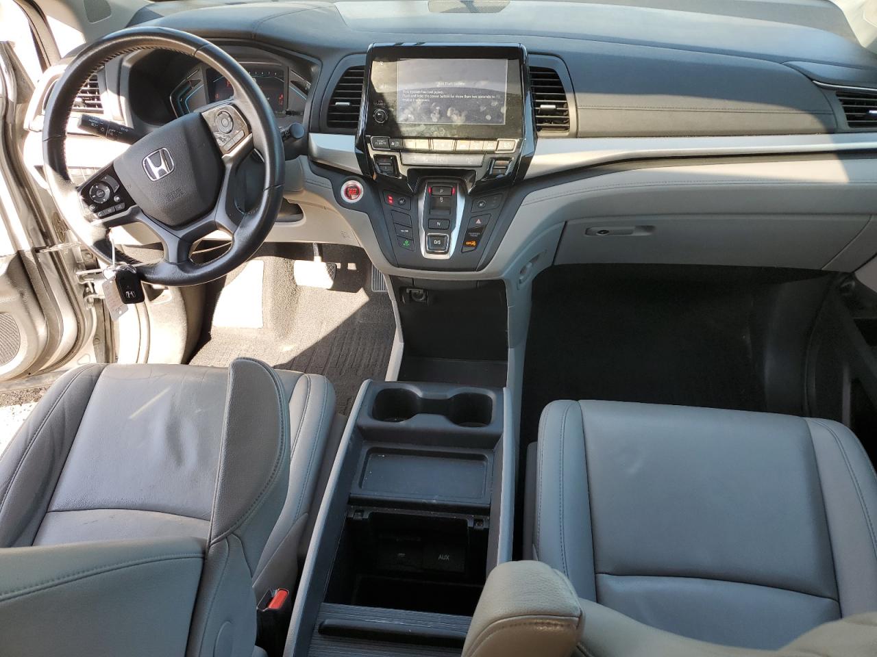 2018 Honda Odyssey Exl VIN: 5FNRL6H70JB100802 Lot: 86161925