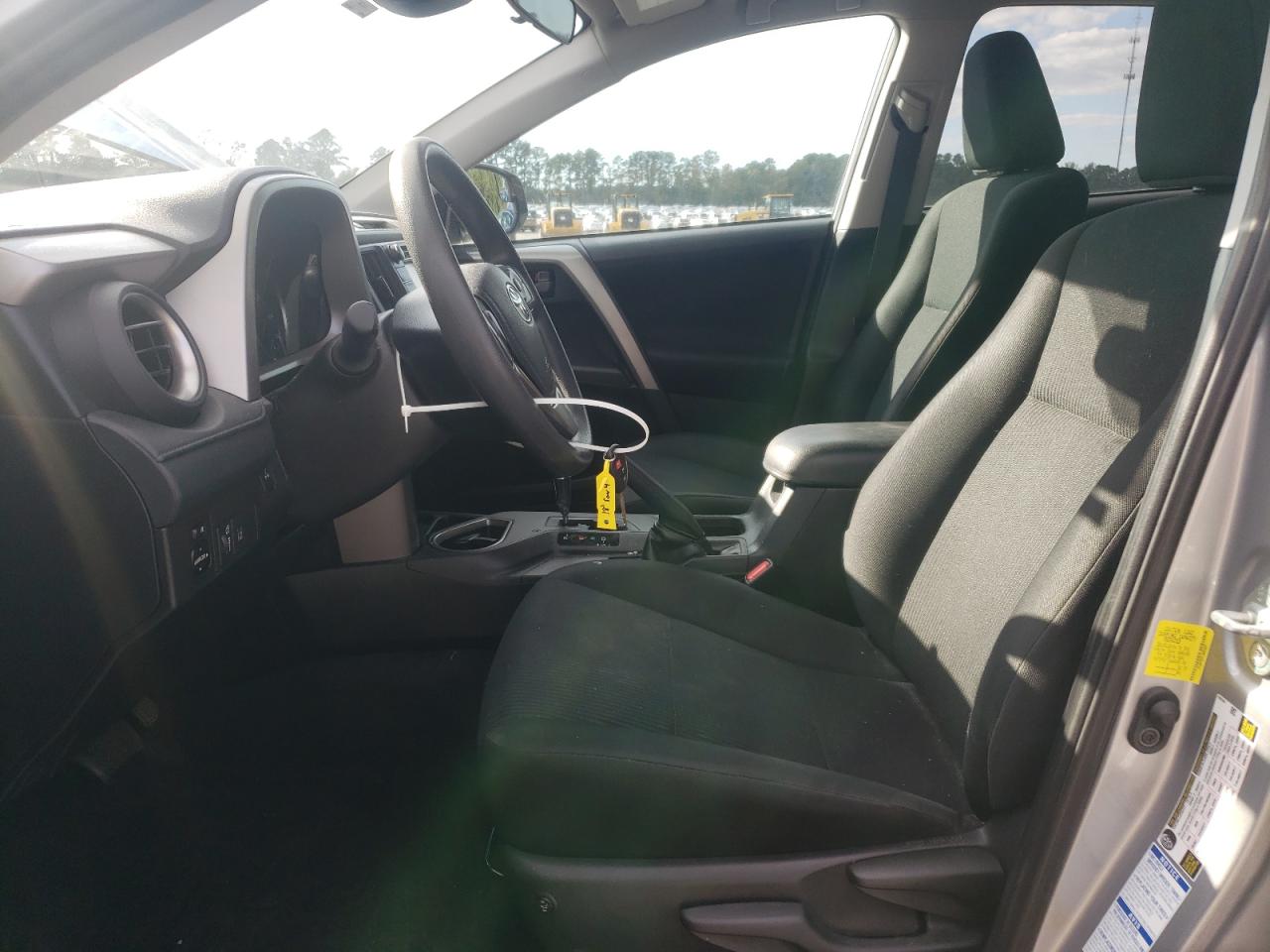 2018 Toyota Rav4 Le VIN: 2T3BFREV7JW854447 Lot: 86074945