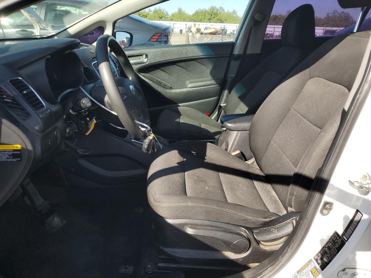 2018 Kia Forte Lx VIN: 3KPFK4A72JE169226 Lot: 82337585