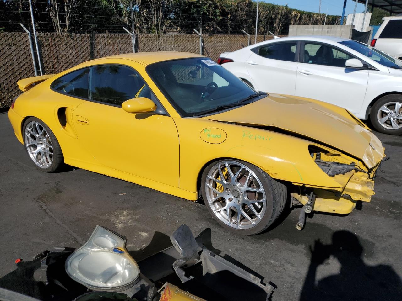 V (996) V (996)