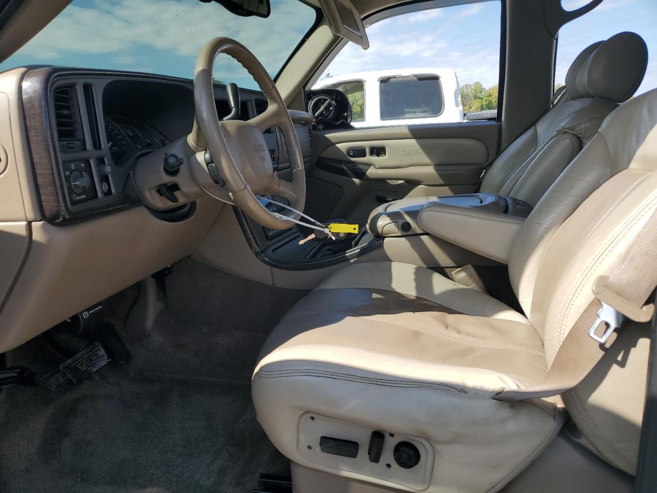 2001 GMC Denali VIN: 1GKEK63UX1J207657 Lot: 86179225