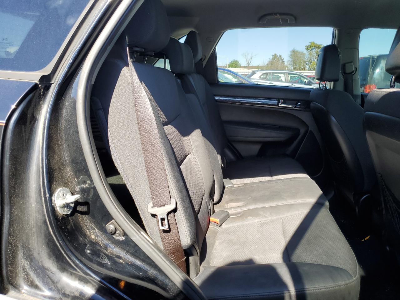 2011 Kia Sorento Base VIN: 5XYKT3A15BG085603 Lot: 85879525