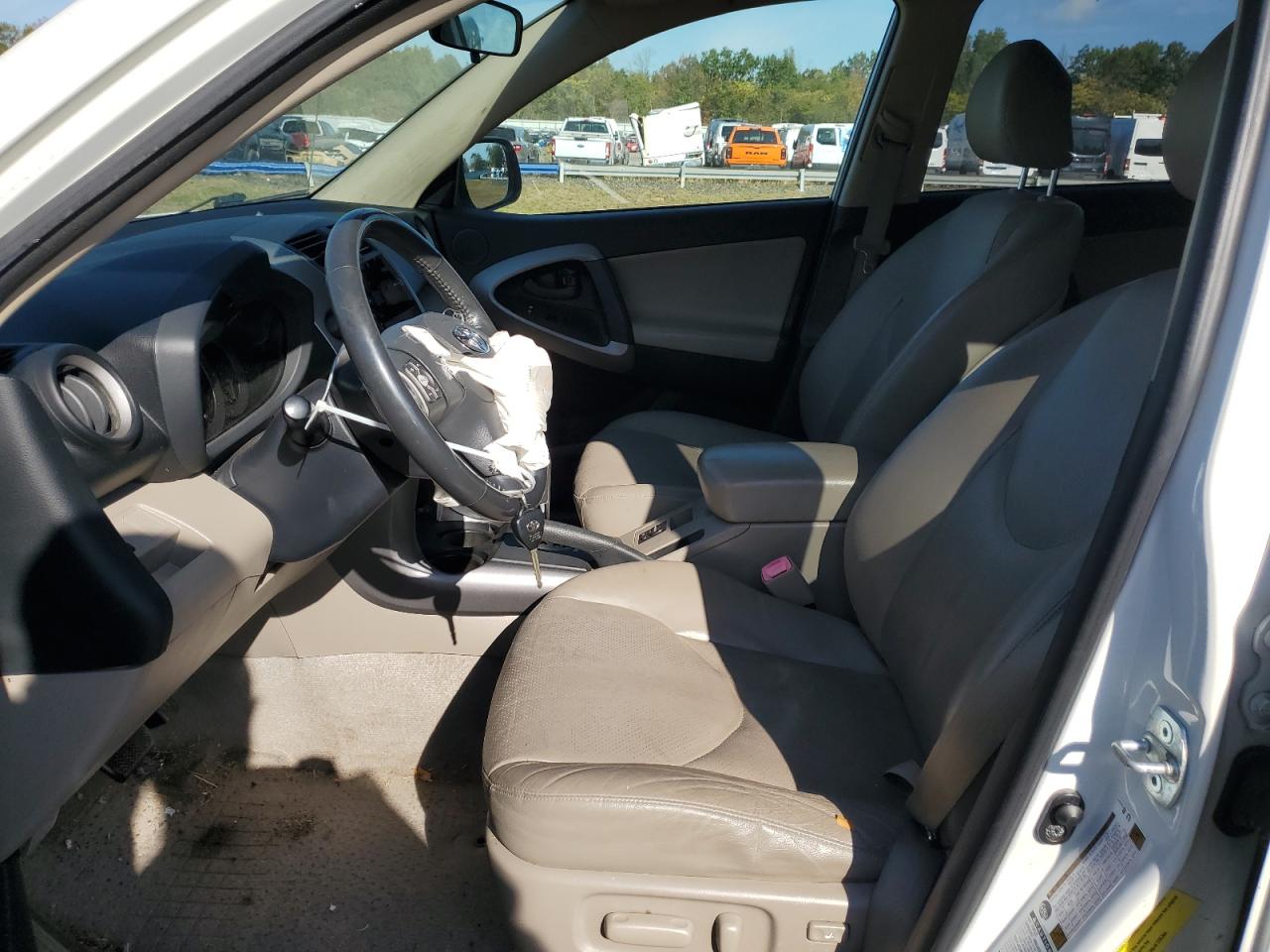 2008 Toyota Rav4 Limited VIN: JTMBD31V085202392 Lot: 85478705