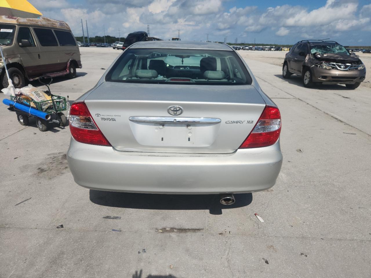 2004 Toyota Camry Le VIN: 4T1BE32KX4U886073 Lot: 85650965