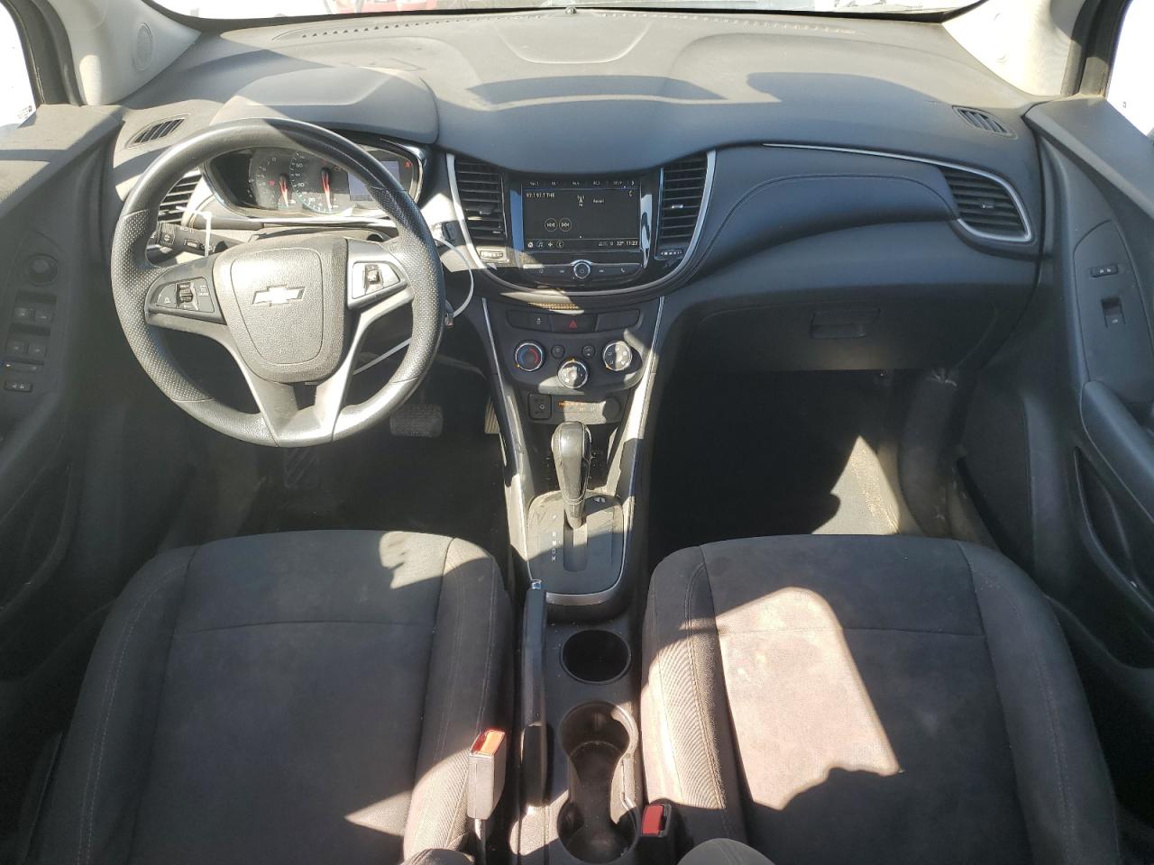 2019 Chevrolet Trax Ls VIN: 3GNCJKSB8KL168700 Lot: 87296445