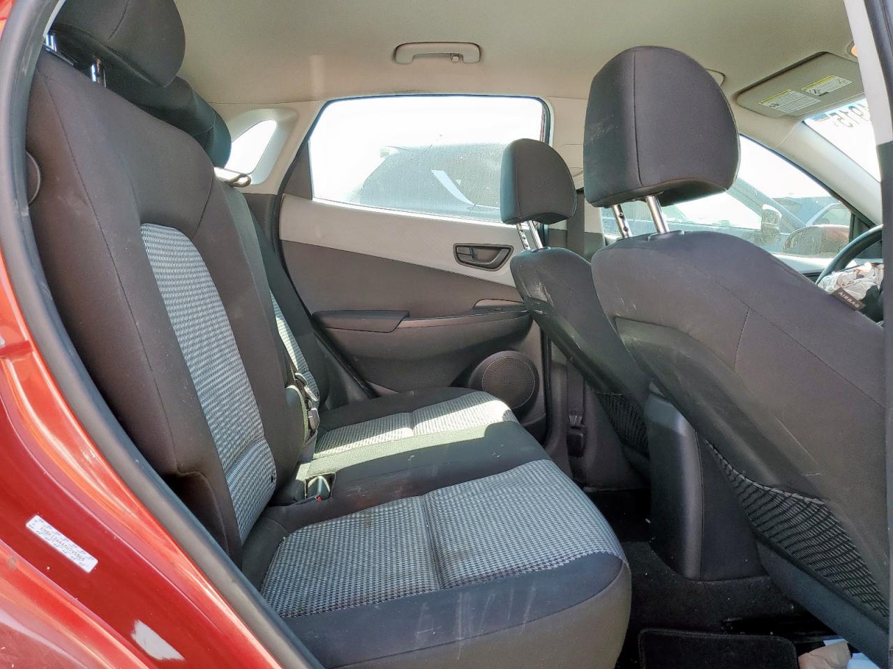 2021 Hyundai Kona Se VIN: KM8K12AA4MU745868 Lot: 82384915