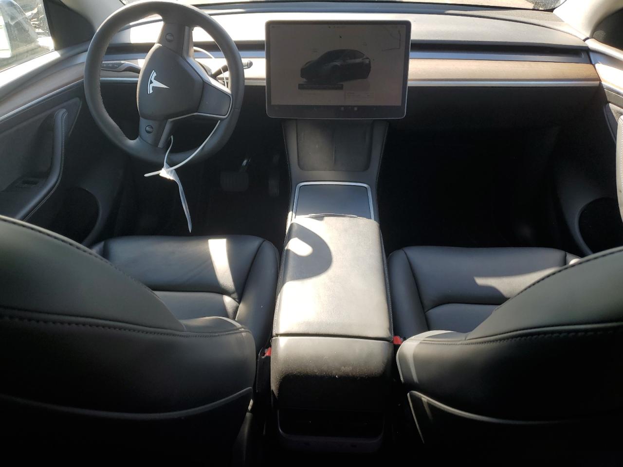 2024 Tesla Model Y VIN: 7SAYGDED3RF118899 Lot: 87443625