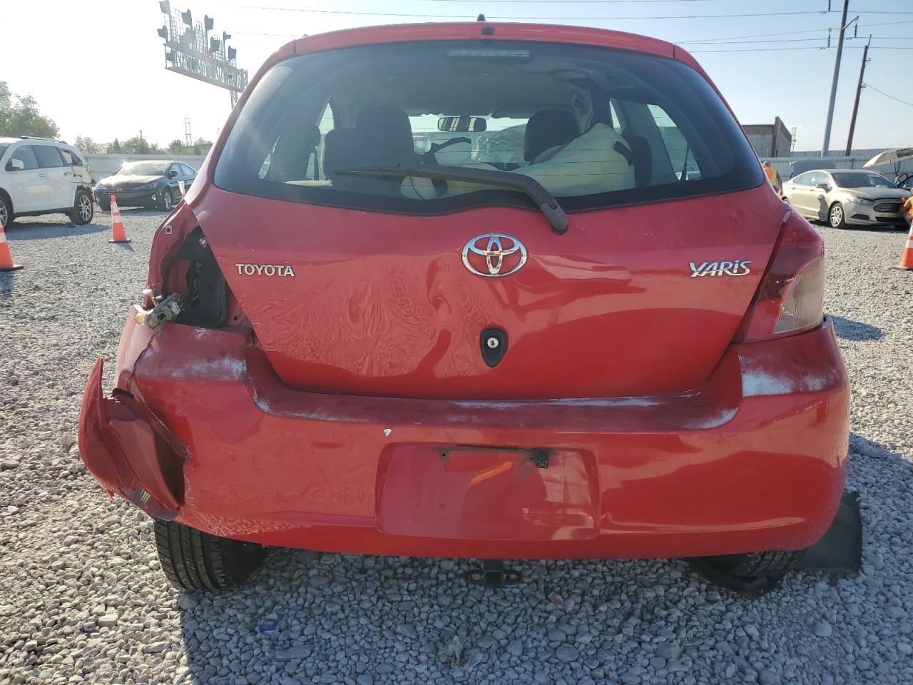 2008 Toyota Yaris VIN: JTDJT923985174316 Lot: 85196575