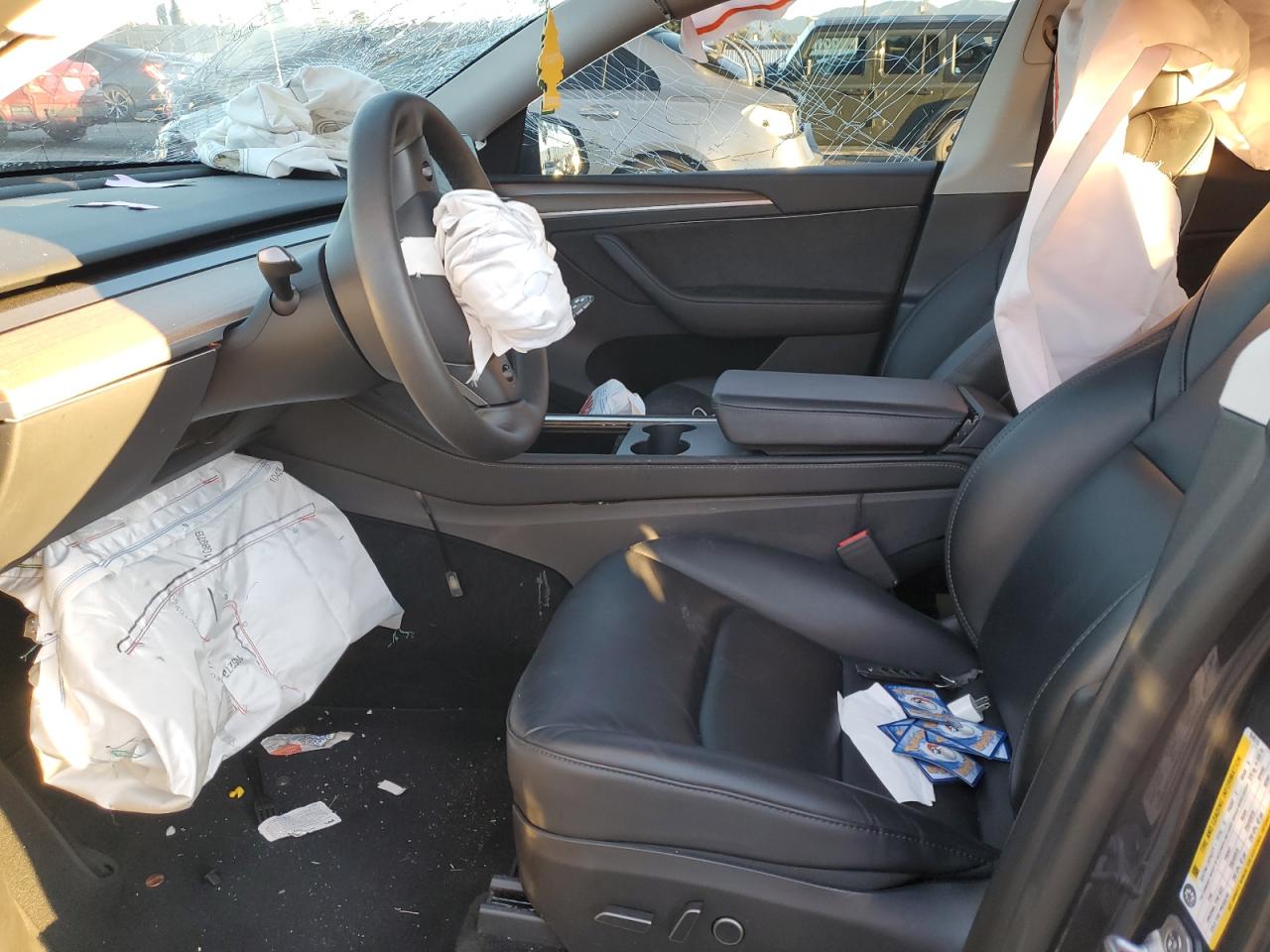 2023 Tesla Model Y VIN: 7SAYGDEE2PF928515 Lot: 86335535