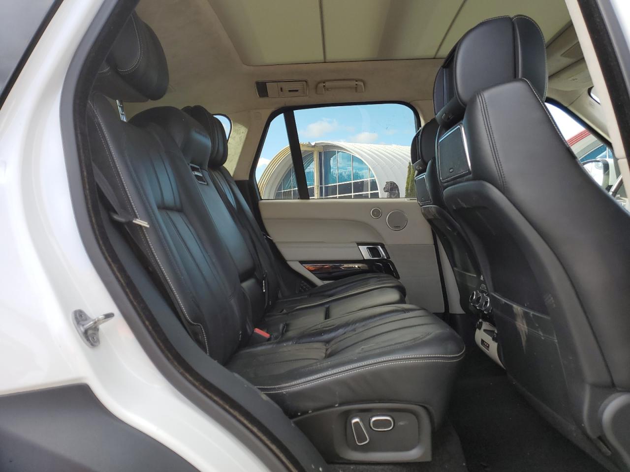 2015 Land Rover Range Rover Autobiography VIN: SALGV2TF7FA239682 Lot: 90618595