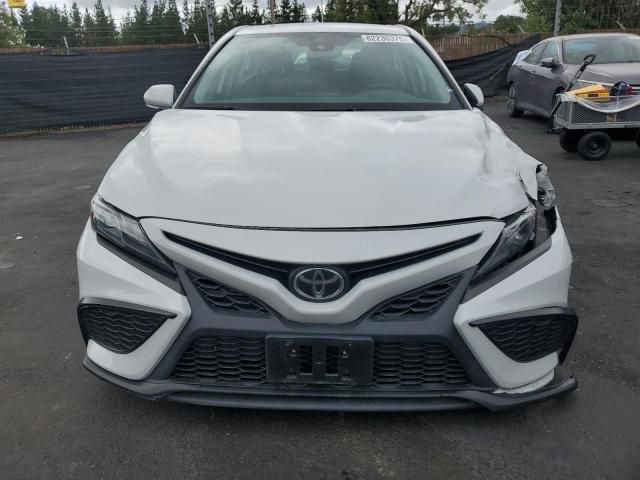  TOYOTA CAMRY 2023 Серый