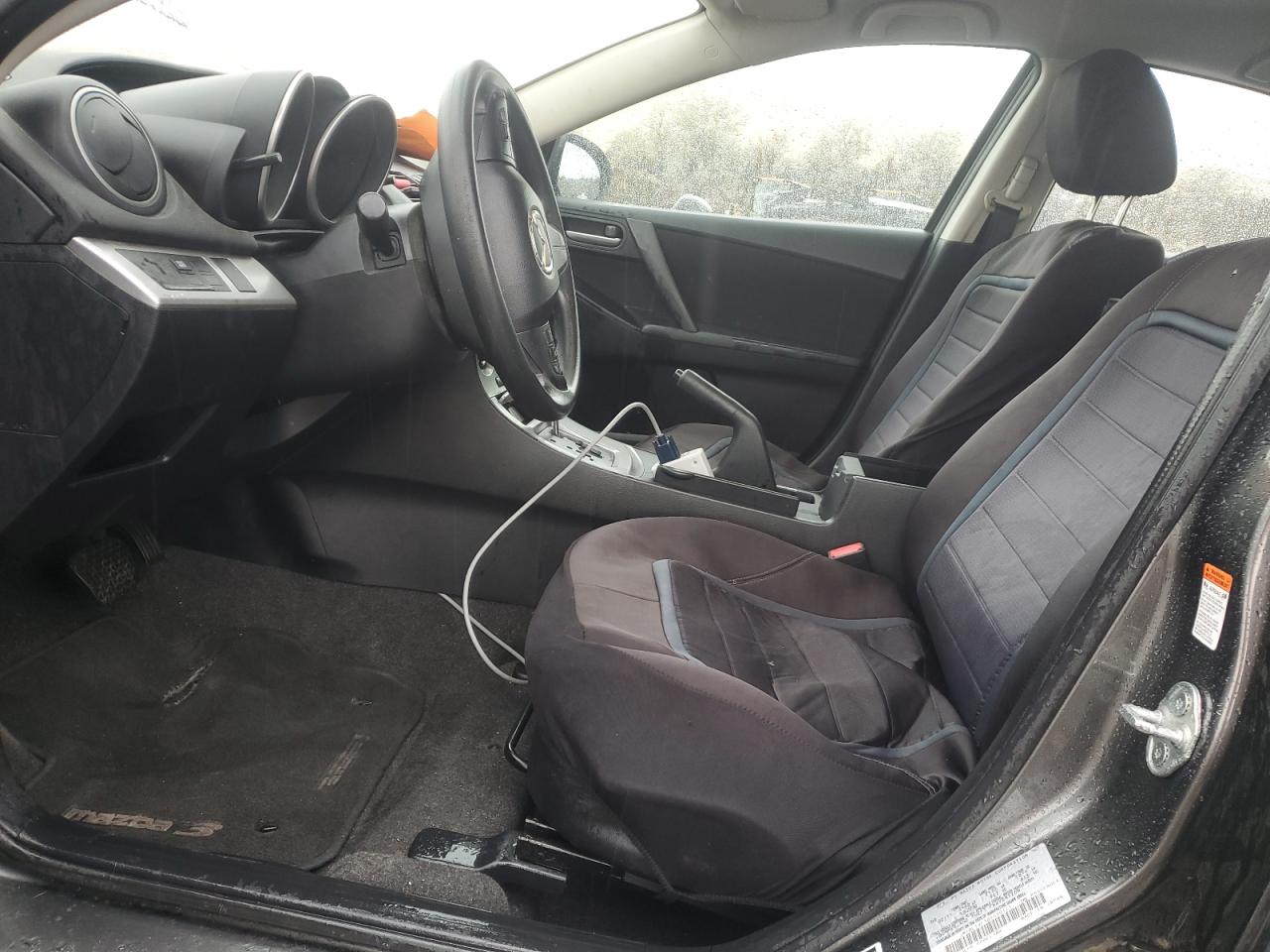 2011 Mazda 3 I VIN: JM1BL1VF5B1460125 Lot: 82508175