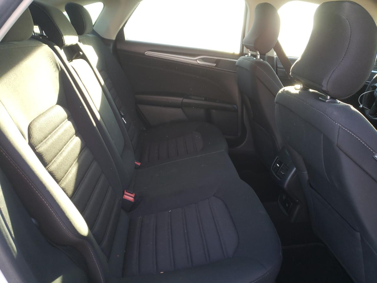 2018 Ford Fusion Se Hybrid VIN: 3FA6P0LU2JR274232 Lot: 86302315