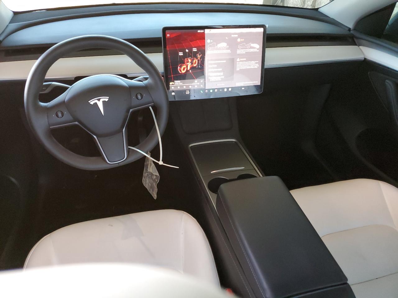 2024 Tesla Model Y VIN: 7SAYGDED5RF181292 Lot: 87040515