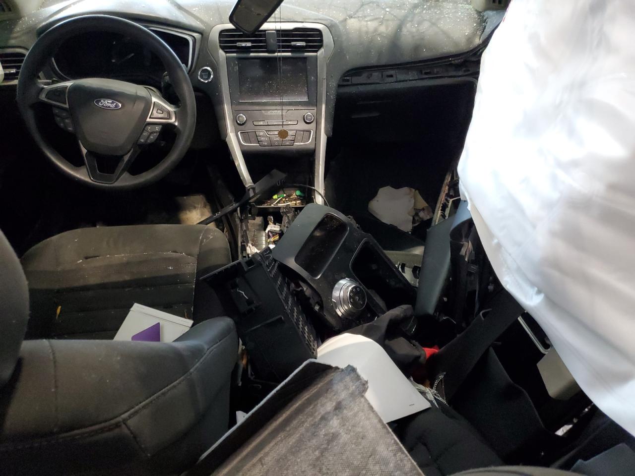 2019 Ford Fusion Se VIN: 3FA6P0T95KR217178 Lot: 82004805