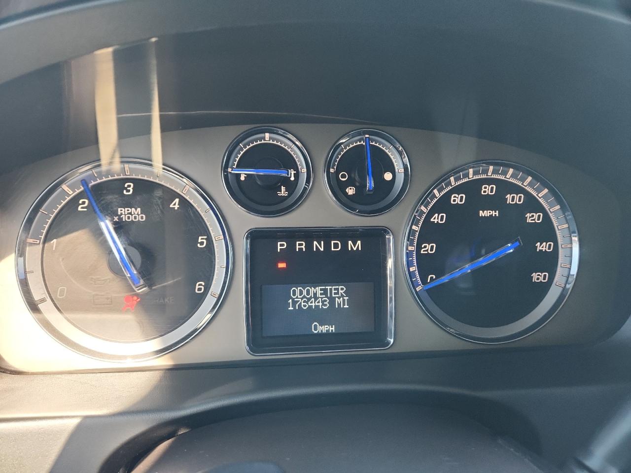 2008 Cadillac Escalade Esv VIN: 1GYFK46868R272370 Lot: 90130145