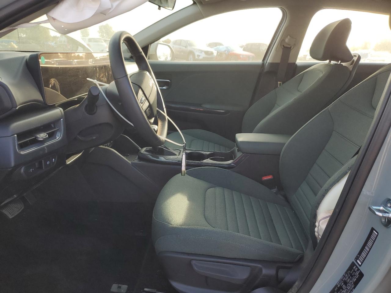 2025 Kia K4 Ex VIN: 3KPFU4DE4SE140381 Lot: 84818075