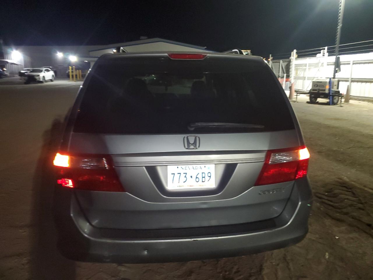 2005 Honda Odyssey Ex VIN: 5FNRL384X5B087163 Lot: 85010265