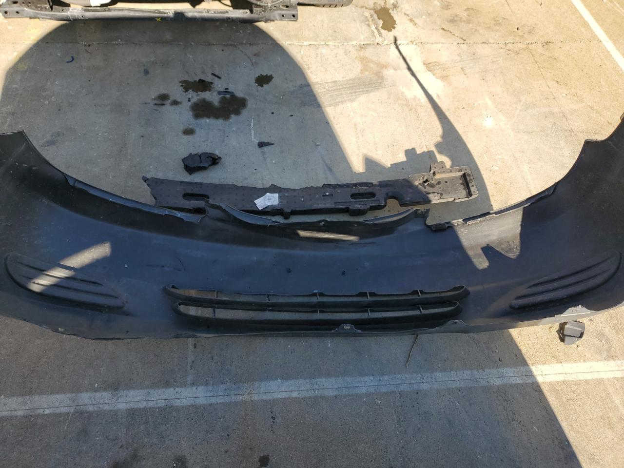 2003 Toyota Camry Le VIN: 4T1BE32K53U740985 Lot: 86210655