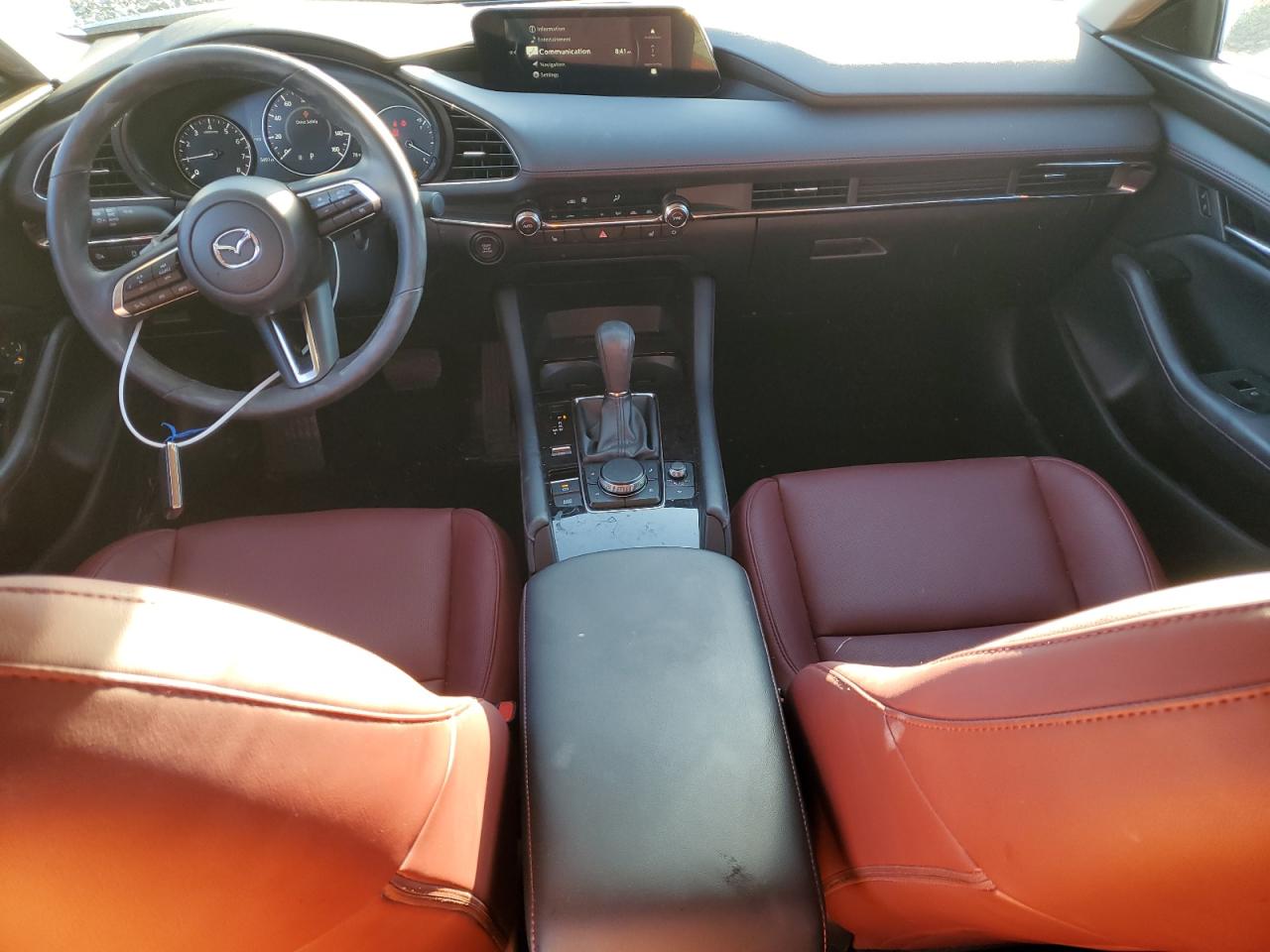 2025 Mazda 3 Preferred VIN: 3MZBPBCM9SM463976 Lot: 82009885