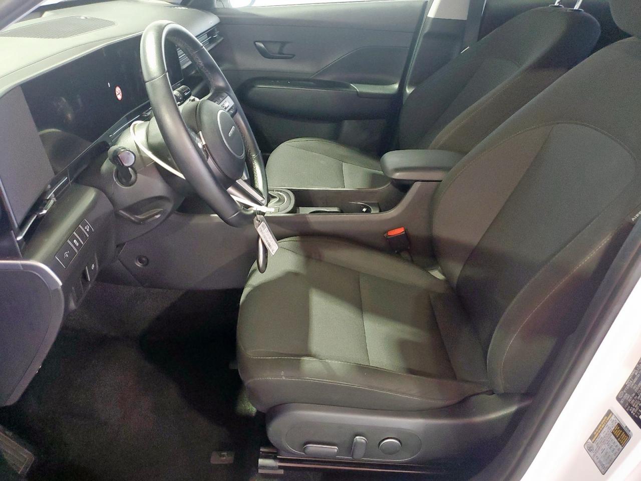 2025 Hyundai Kona Sel VIN: KM8HB3AB2SU235862 Lot: 85007075