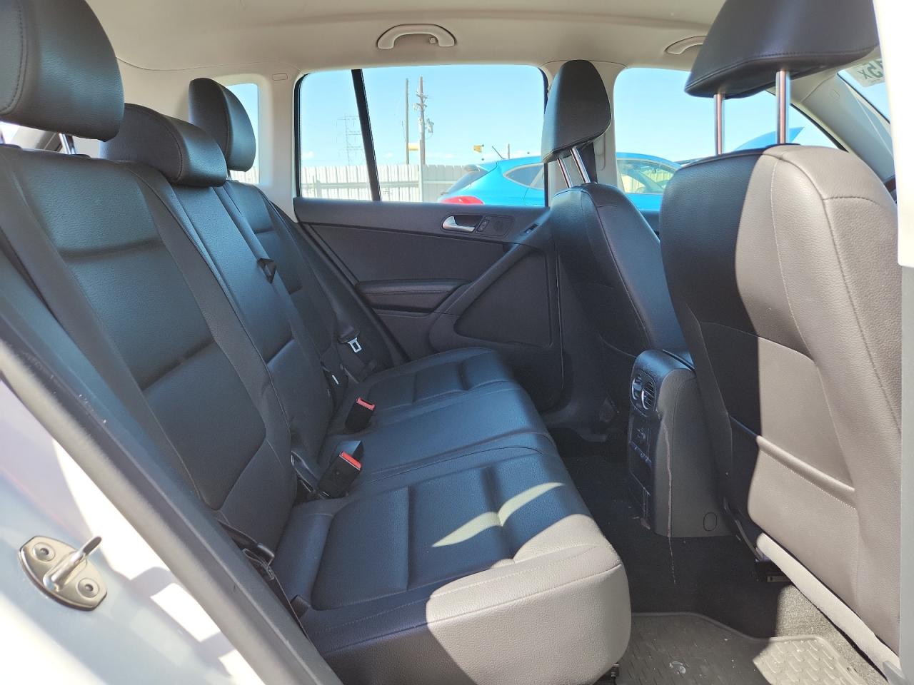 2016 Volkswagen Tiguan S VIN: WVGBV7AX8GW600556 Lot: 85133015