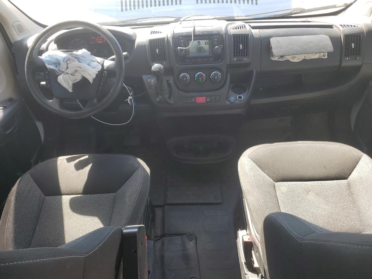 2017 Ram Promaster 2500 2500 High VIN: 3C6TRVDG2HE517558 Lot: 82230875