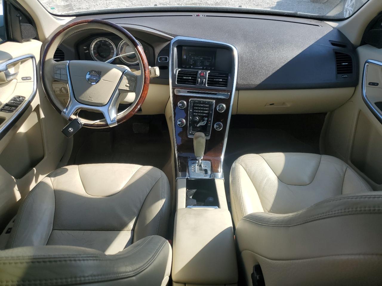 2012 Volvo Xc60 3.2 VIN: YV4952DL9C2311327 Lot: 85102495