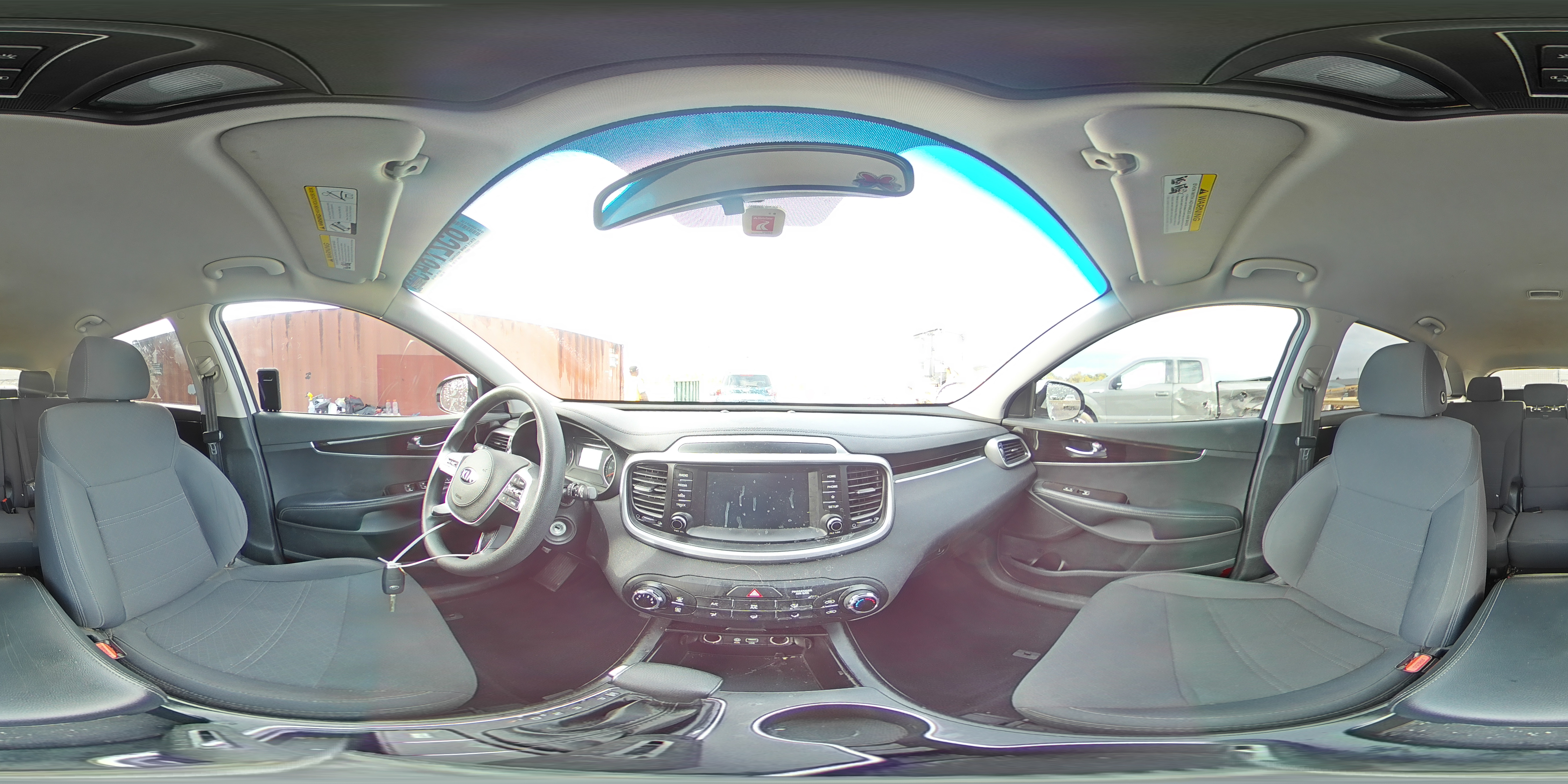 2019 Kia Sorento L VIN: 5XYPG4A30KG539001 Lot: 85278455