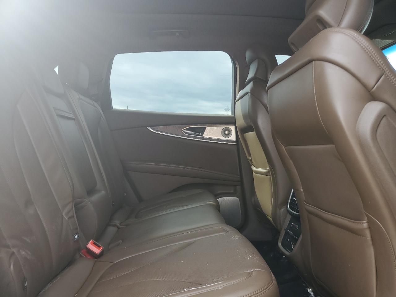 2016 Lincoln Mkx Reserve VIN: 2LMPJ6LR4GBL38583 Lot: 82401185