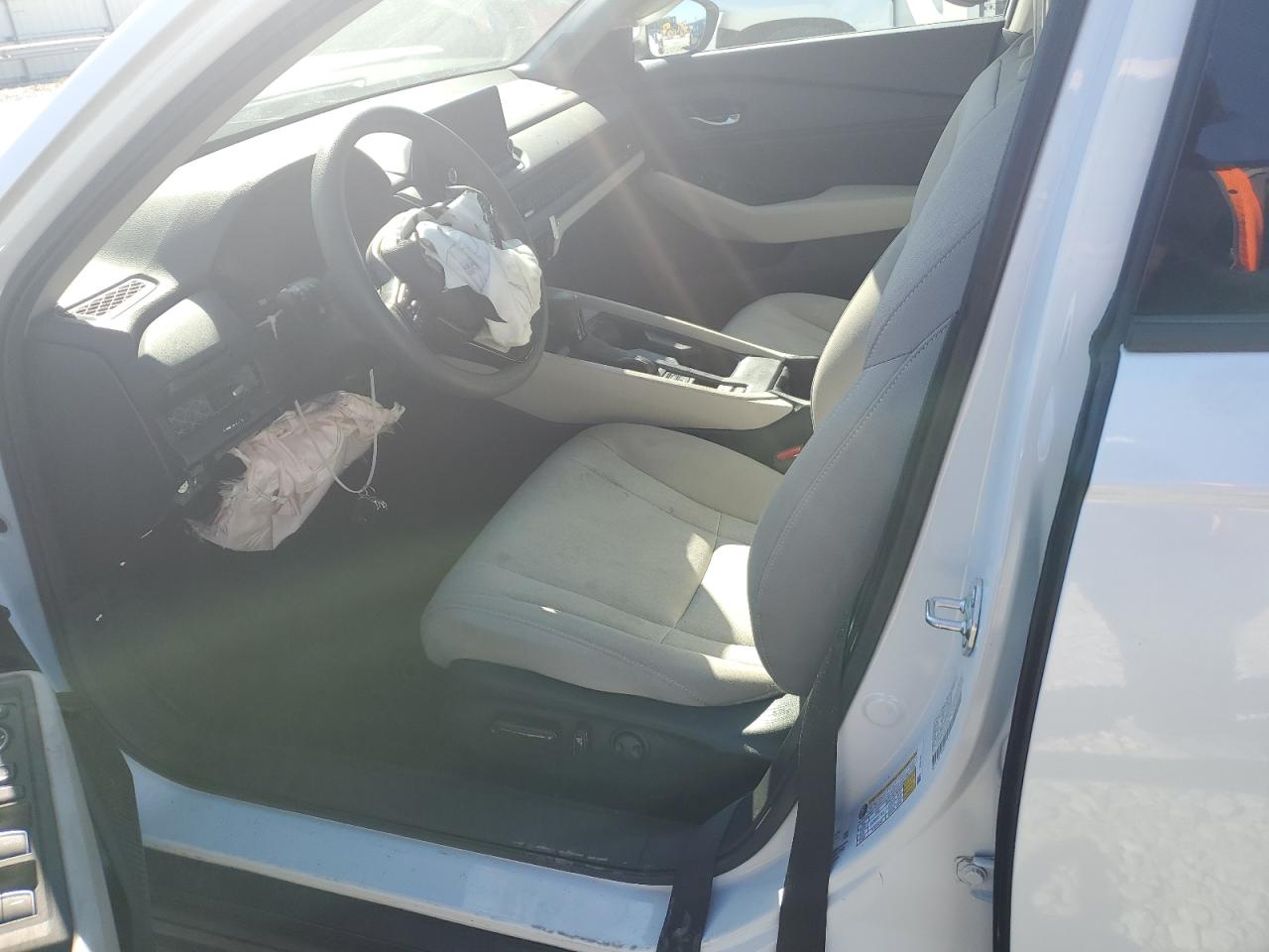 2024 Honda Accord Ex VIN: 1HGCY1F31RA025351 Lot: 84383085