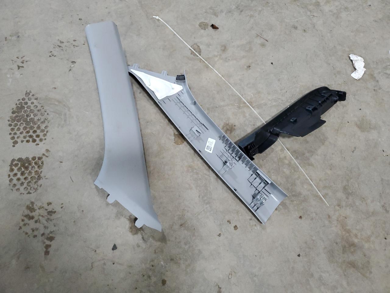 2018 Chevrolet Equinox Lt VIN: 3GNAXSEV0JL100644 Lot: 85095155