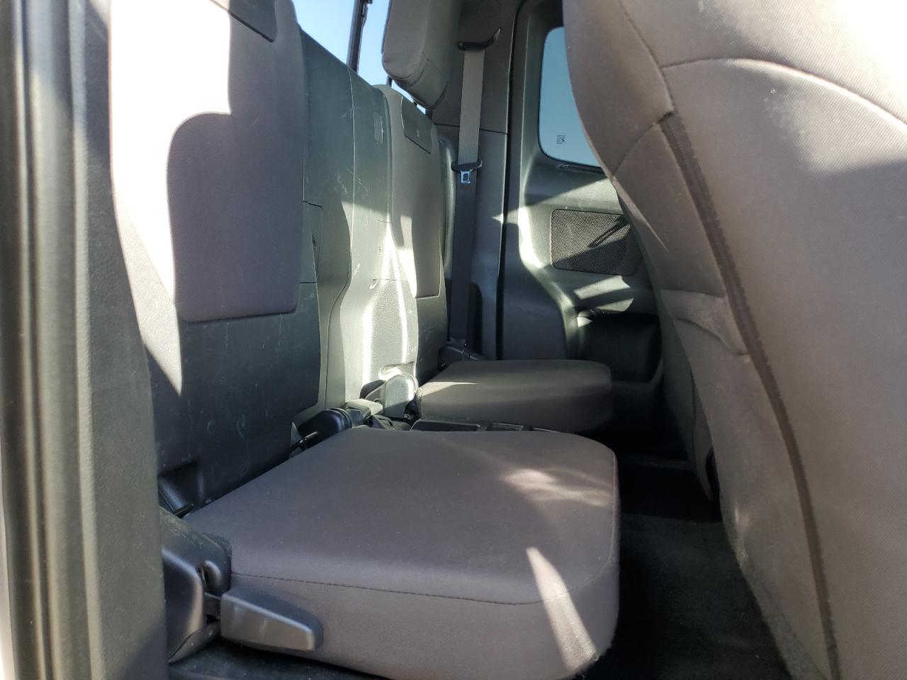 2016 Toyota Tacoma Access Cab VIN: 5TFRZ5CN4GX003695 Lot: 85112385