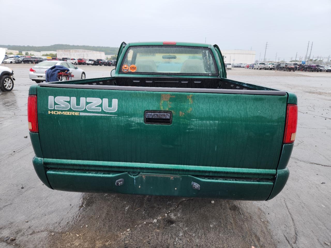 1999 Isuzu Hombre VIN: 1GGCS1446X8650262 Lot: 82449485