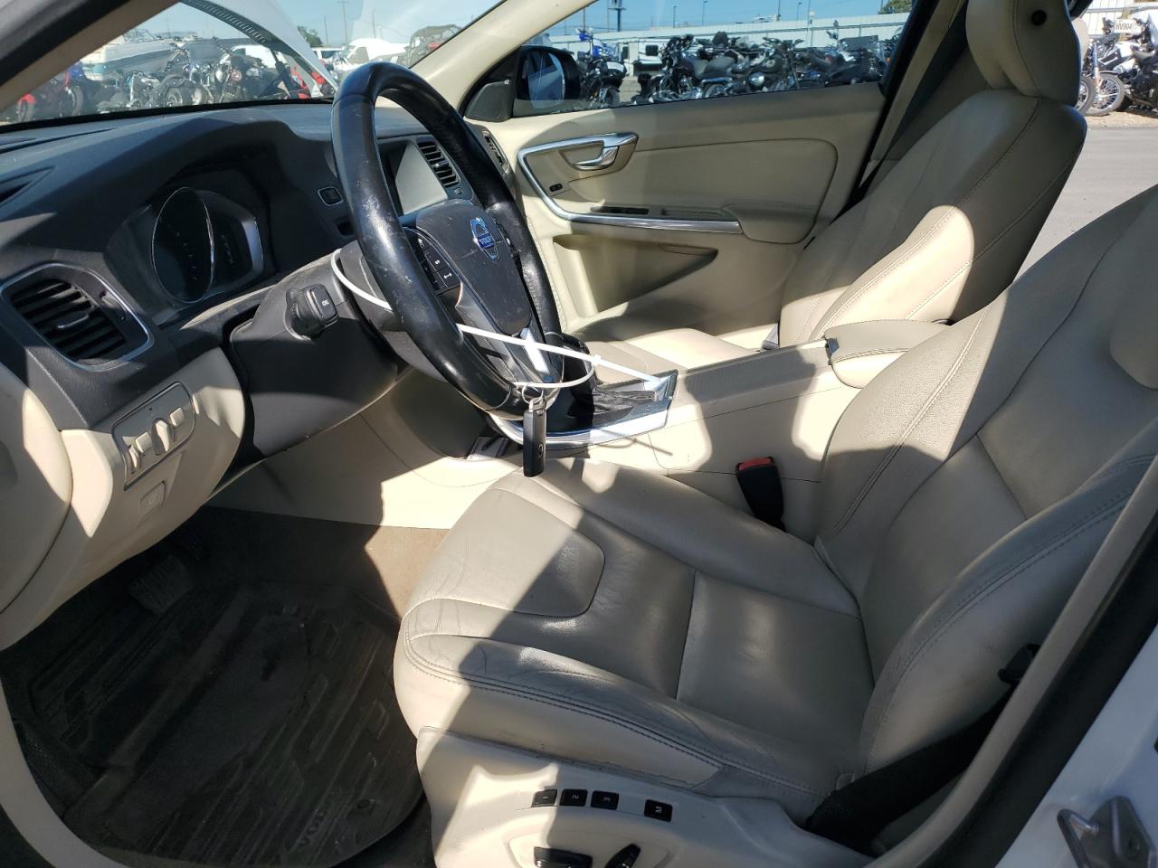 2015 Volvo V60 Premier+ VIN: YV1612SC8F1207002 Lot: 85671575