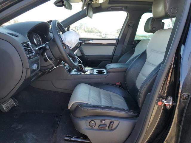  VOLKSWAGEN TOUAREG 2017 Черный