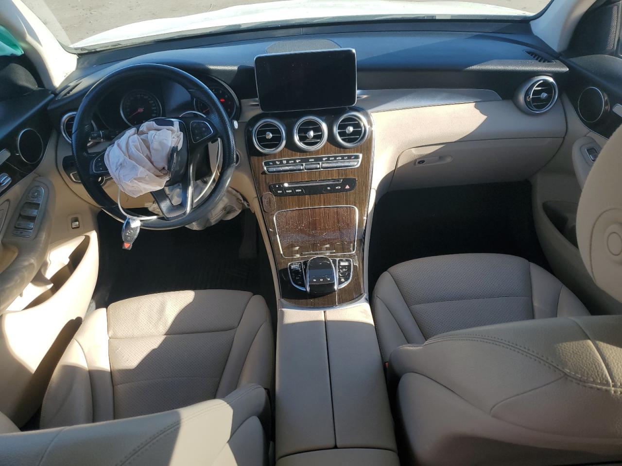 2016 Mercedes-Benz Glc 300 VIN: WDC0G4JB9GF051324 Lot: 82246145