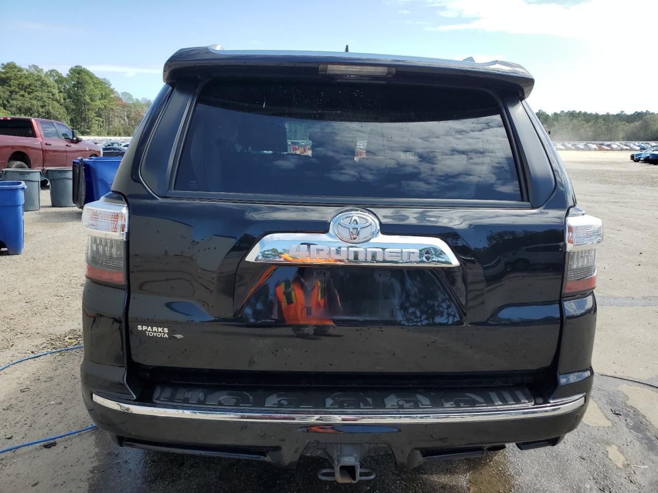 2018 Toyota 4Runner Sr5/Sr5 Premium VIN: JTEBU5JRXJ5522139 Lot: 84761585