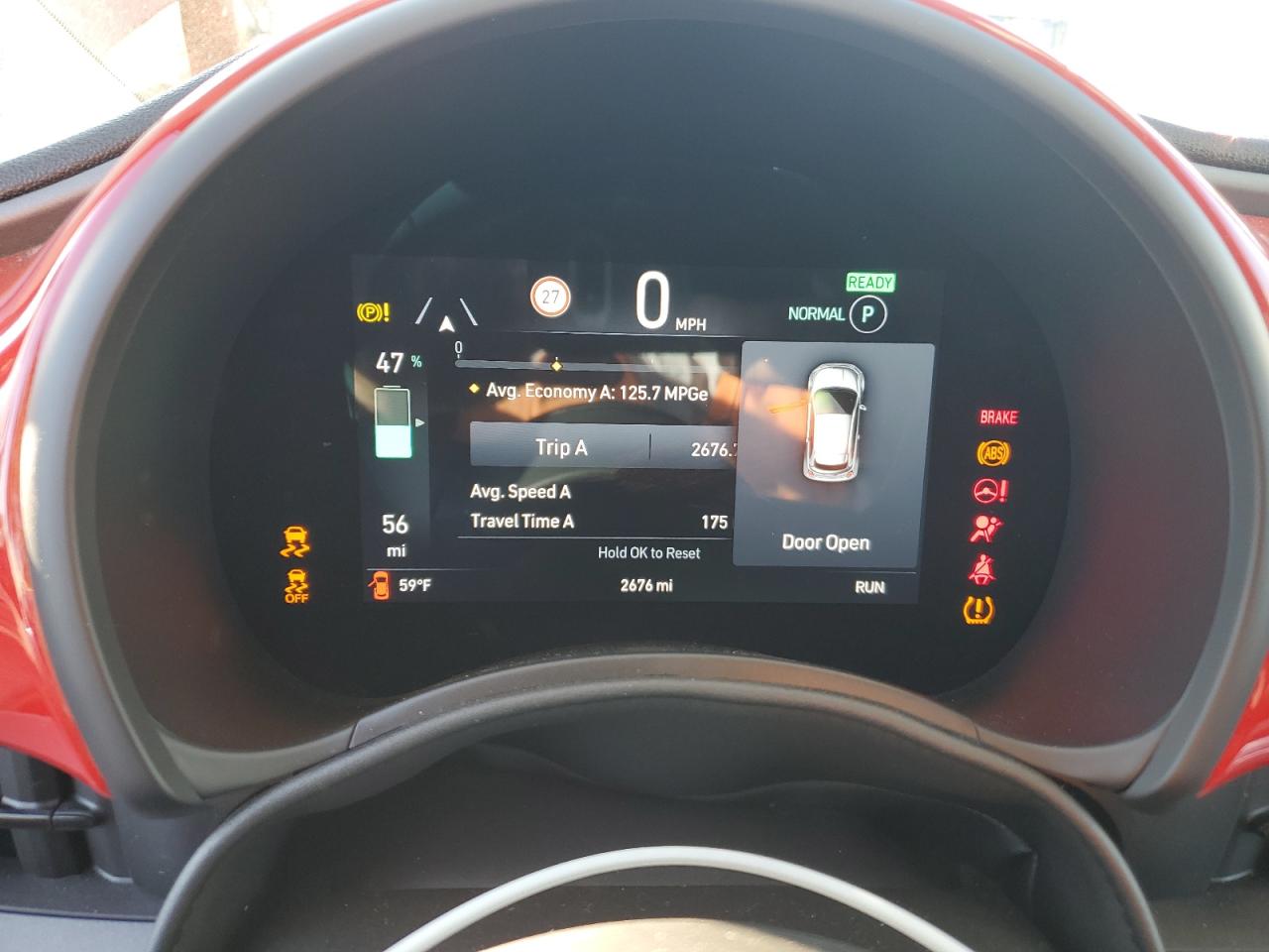 2024 Fiat 500 E Red VIN: ZFAFFAA47RX213815 Lot: 87045965